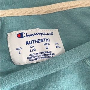 Women’s champion sweatshirt